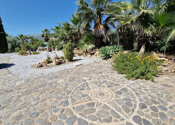 Exclusive Lakeside With Private Pool & Total Privacy Villa *